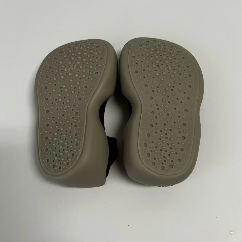 3/$15 Brown Sock Shoes